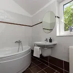 Nature View Spacious Five Bedroom Villa, Pool